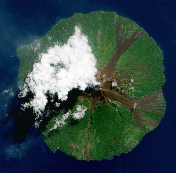 Вулкан Манам, Папуа — Новая Гвинея